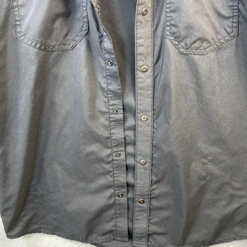 Kuhl Snap Close Shirt Womens Small Grey Short Sleeve Pockets Small Run In Fabric - Picture 8 of 12